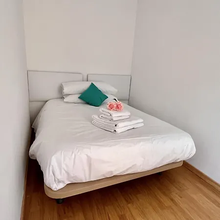 Rouna Ii By Gloove Apartament *