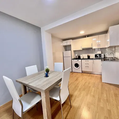 Rouna Ii By Gloove Apartman *